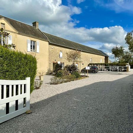 Les chambres d'Omaha Beach Etablissement avec deux chambres d'hôtes, petit-déjeuner compris fait-maison et produits locaux Vierville-sur-Mer Esterno foto